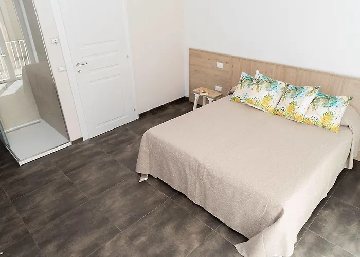 Terrae Hydrunti فندق مبيت وإفطار