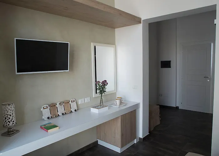 לינה וארוחת בוקר Terrae Hydrunti לצ'ה